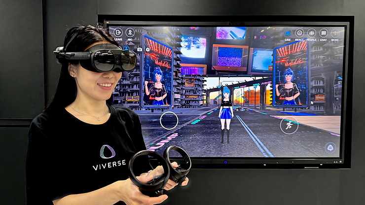 無論透過手機、平板、電腦皆可進入NANA JUMP音樂元宇宙，透過VIVE XR Elite一體機進入則可獲得更沉浸式的體驗