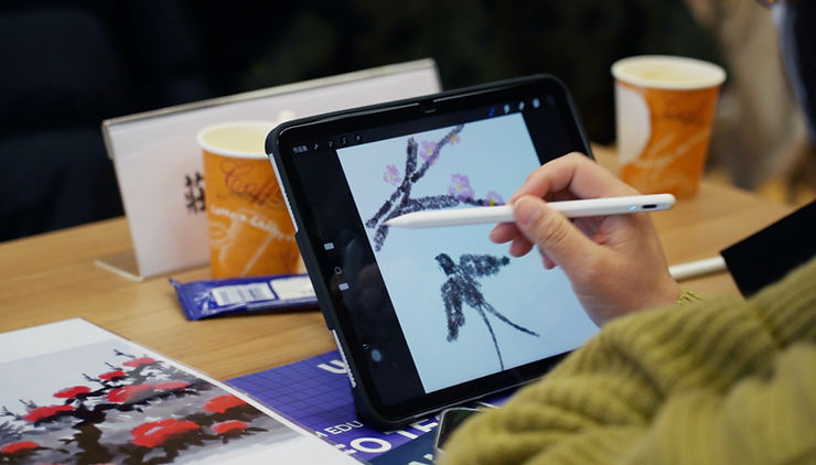 VIVERSE與UFO Tech Academy在2024 AI & VIVERSE XR數碼藝術應用教師研討會中展示XR 技術和 AI 在元宇宙中的最新應用